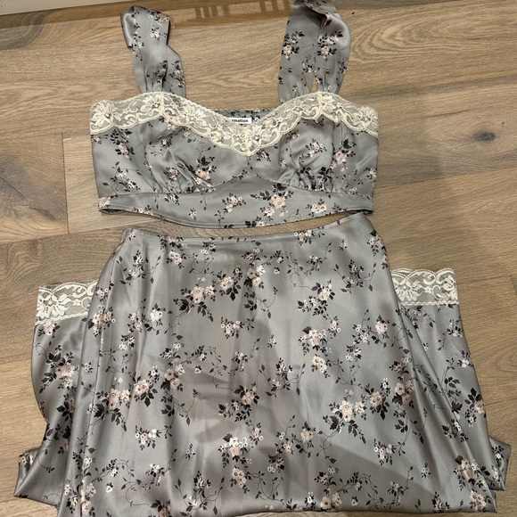 Reformation Beatrice set - Picture 7 of 7